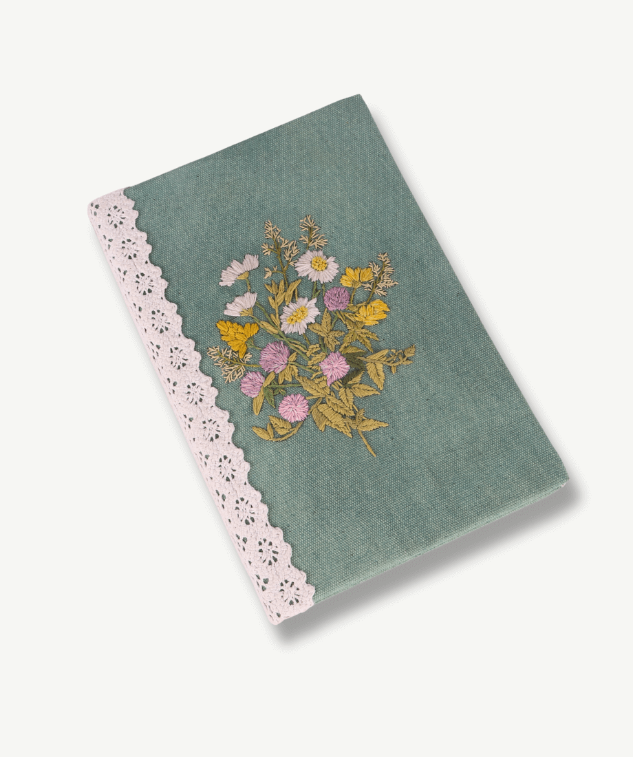 Handmade Flower Diary – Artistic Bloom Design - Image 2