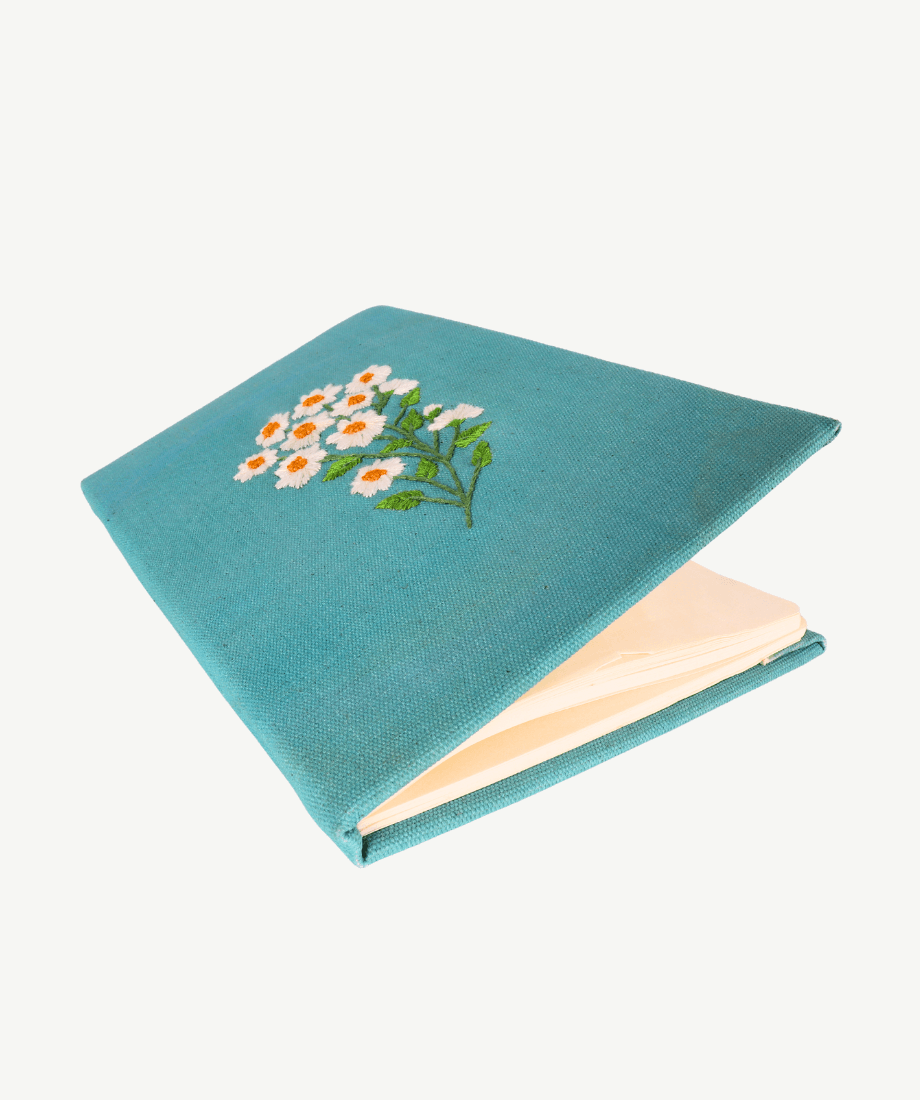 Handmade Flower Diary – Nature Inspired Design - Image 3