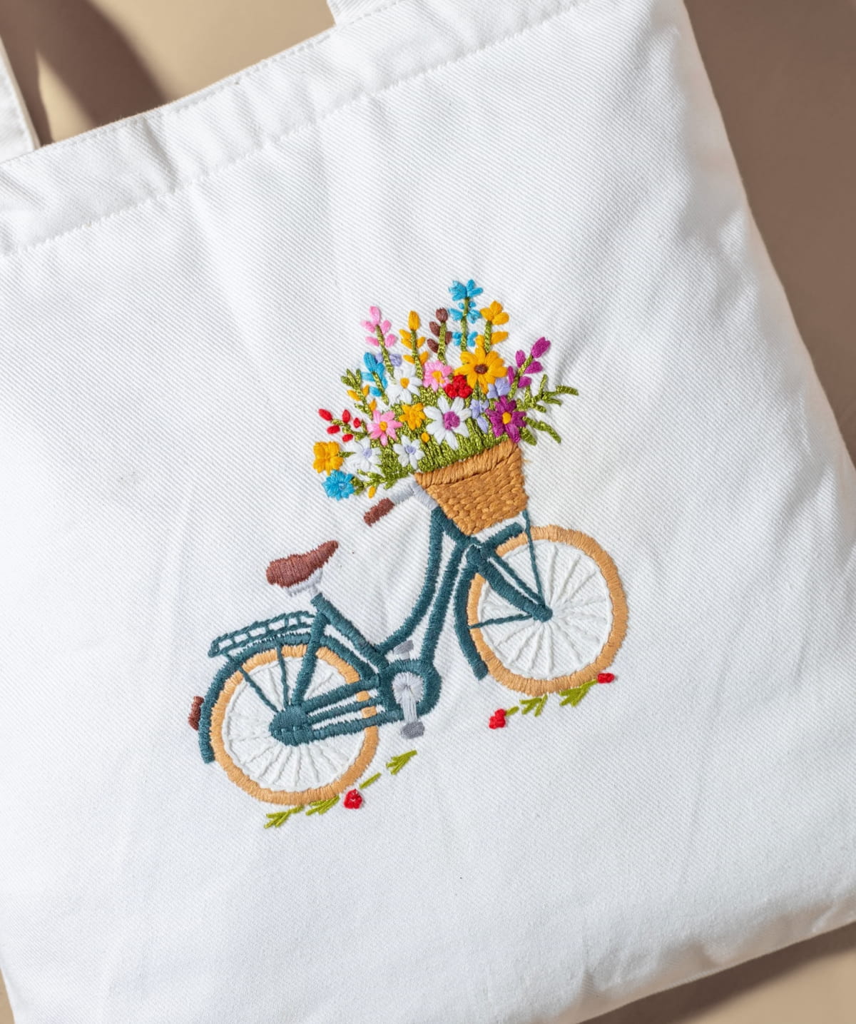 Maeve Mores Artisan Weave Shoulder Bag - Image 2